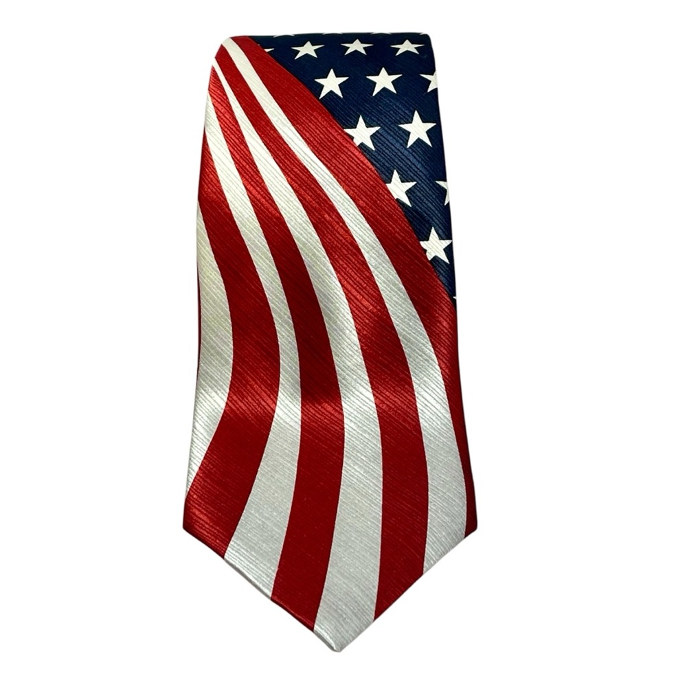 American Traditions Wavy Flag and Stars Made in USA 100% Silk Red,White and Blue
